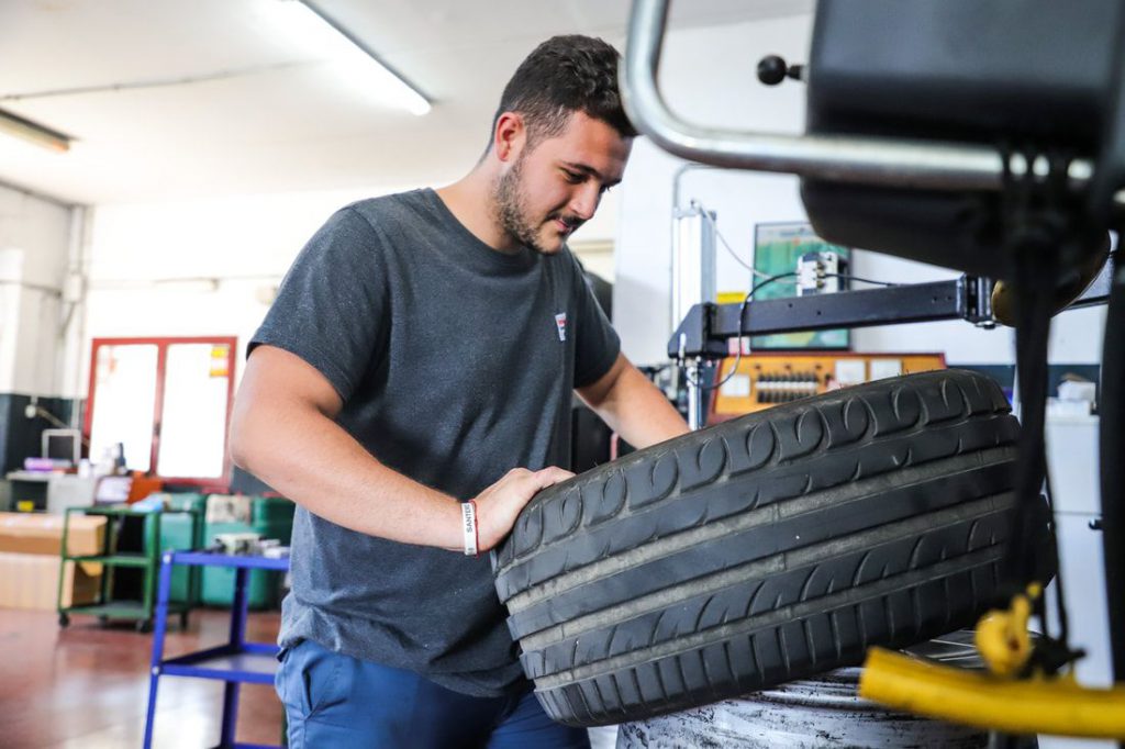 Gnazi Motors Centro Gomme